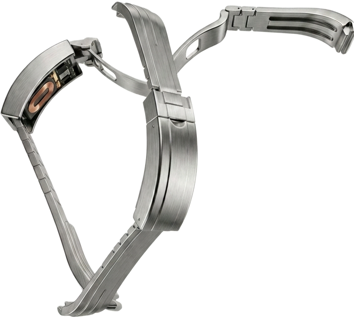The Klasp opened, revealing the internal sensor module